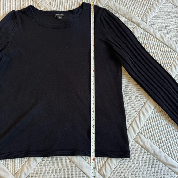 EUC Ann Taylor Factory Black Pleated Puff Sleeve Sweater Size M - Picture 7 of 8